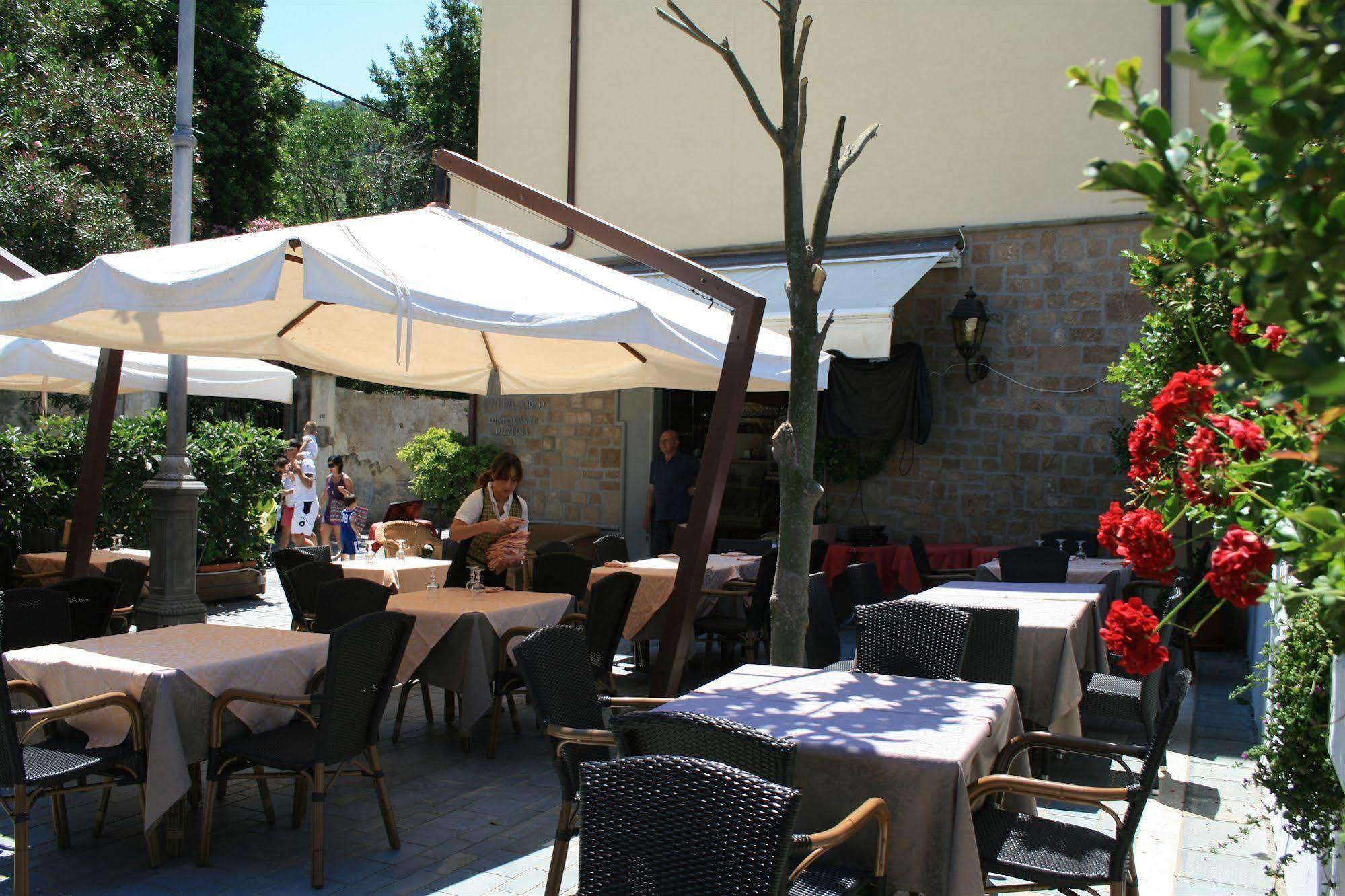 Hotel La Pergola Санта Мария ди Кастелабате Екстериор снимка