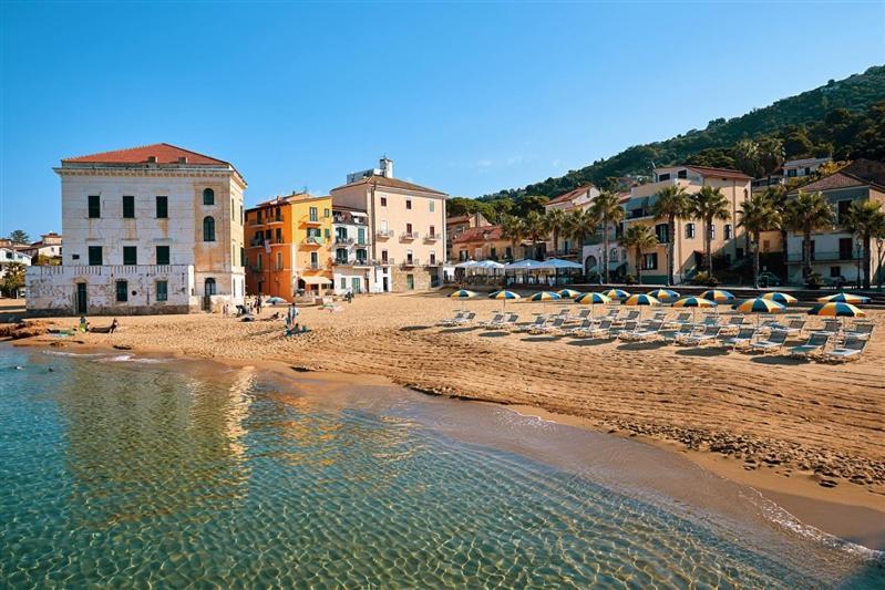 Hotel La Pergola Санта Мария ди Кастелабате Екстериор снимка
